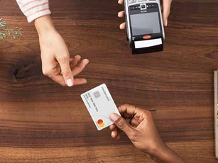 Việt Nam dẫn đầu về thanh toán số tại châu Á - Thái Bình Dương