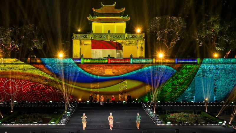 Lễ hội Văn hóa thế giới tại Hà Nội quyên góp 2,5 tỷ đồng ủng hộ đồng bào vùng lũ