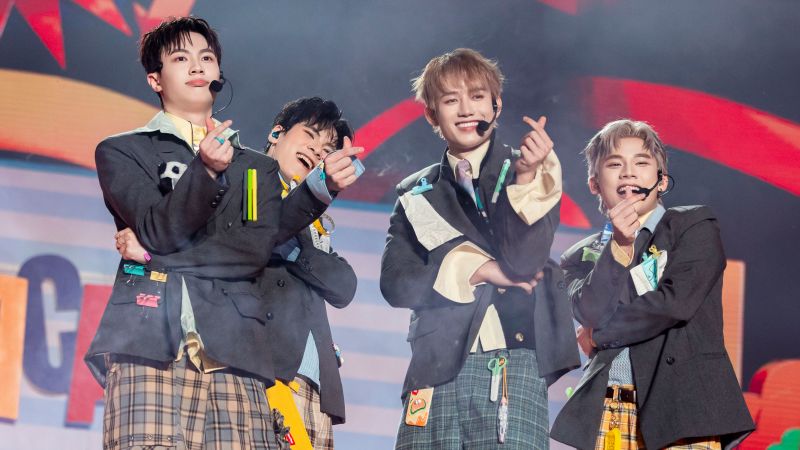 Chiến thắng đầu tiên của đội hình Tân binh thăng cấp trước nhóm nhạc K-Pop