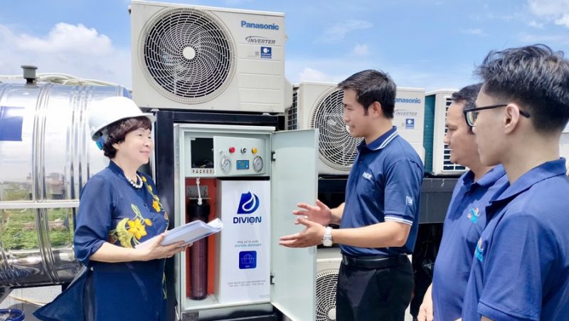 Nhóm nghiên cứu Việt phát triển máy xử lý nước thân thiện môi trường