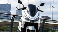 Xe tay ga 150cc, thiết kế giống Honda PCX, giá hơn 22 triệu đồng