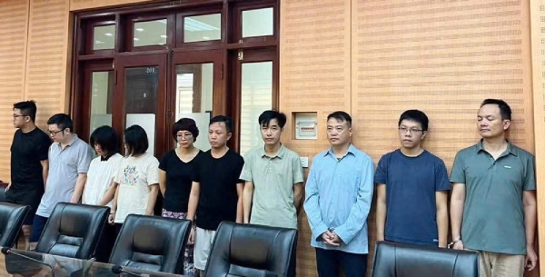 Phong tỏa khối tài sản hơn 900 tỷ đồng của Shark Bình và đồng phạm