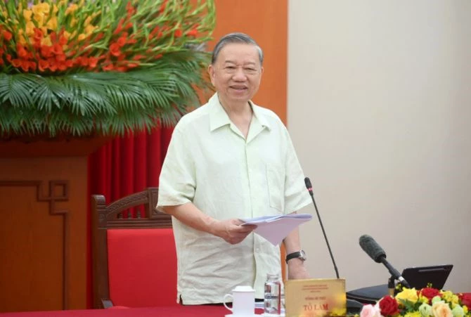 Tổng Bí thư Tô Lâm phát biểu chỉ đạo phiên họp. Ảnh: ĐĂNG KHOA Tổng Bí thư Tô Lâm phát biểu chỉ đạo phiên họp. Ảnh: ĐĂNG KHOA