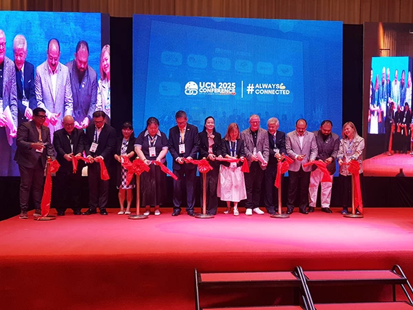 Cắt băng khai mạc hội nghị UNC Global 2025 tại Đà Nẵng. Cắt băng khai mạc hội nghị UNC Global 2025 tại Đà Nẵng.