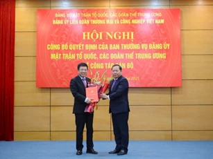 Thứ trưởng Bộ Tài chính Hồ Sỹ Hùng giữ chức Bí thư Đảng uỷ VCCI