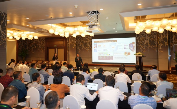 Thúc đẩy ứng dụng AI trong chứng khoán, bảo hiểm