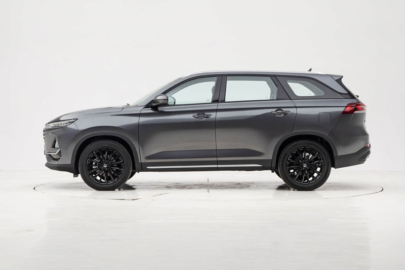 SUV 7 chỗ công suất 192 mã lực, giá hơn 360 triệu đồng