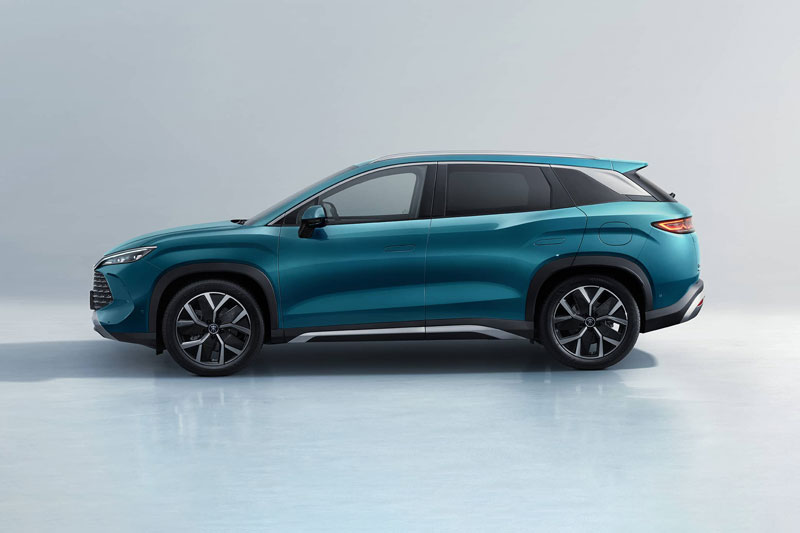 SUV PHEV, di chuyển 200 km không cần đổ xăng, giá gần 600 triệu đồng