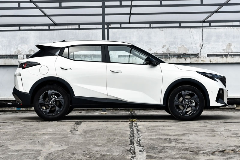 SUV hạng B động cơ tăng áp, ngoại hình cá tính, giá gần 320 triệu đồng