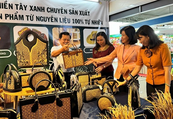 Ngành công thương phía Nam hướng tới cực tăng trưởng bền vững