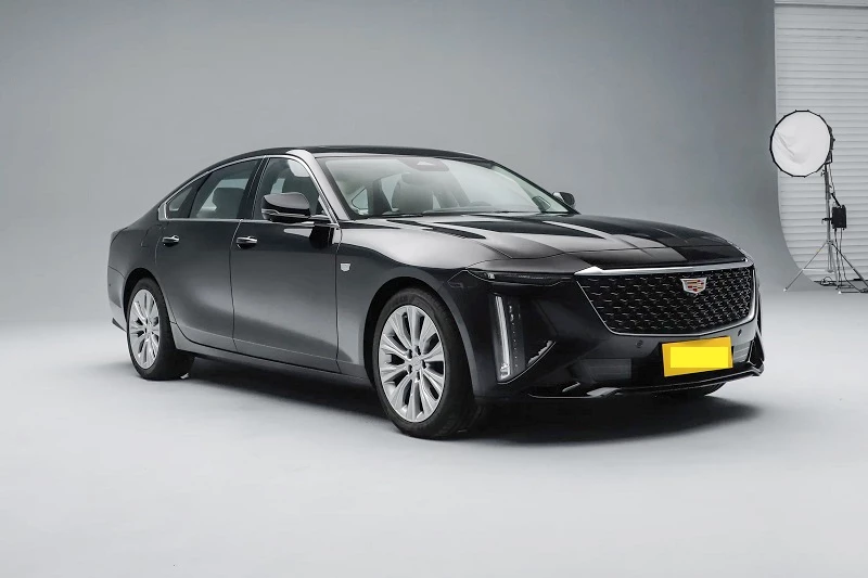 Cadillac CT6 2026.