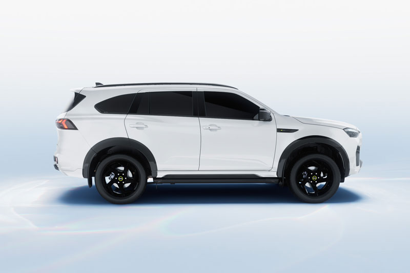 Đối thủ của Toyota Fortuner trình làng, giá gần 960 triệu đồng