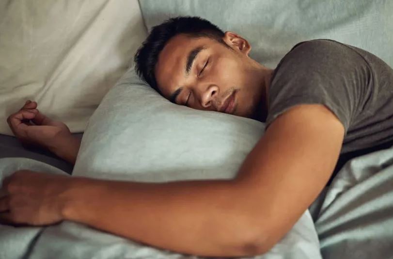 7 việc tưởng vô hại sau bữa tối, ai cũng làm mà không biết đang tự rút ngắn tuổi thọ