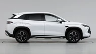 SUV cùng phân khúc với Hyundai Santa Fe, trang bị tiên tiến, giá gần 520 triệu đồng