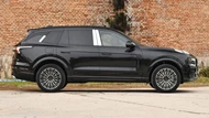 SUV hybrid dài hơn 5 mét, công suất 250 mã lực, giá gần 900 triệu đồng