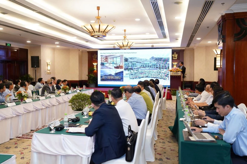 Các hiệp hội và doanh nghiệp đã đề xuất nhiều sáng kiến giúp ngành gỗ VN vươn lên tầm cao mới. Các hiệp hội và doanh nghiệp đã đề xuất nhiều sáng kiến giúp ngành gỗ VN vươn lên tầm cao mới.