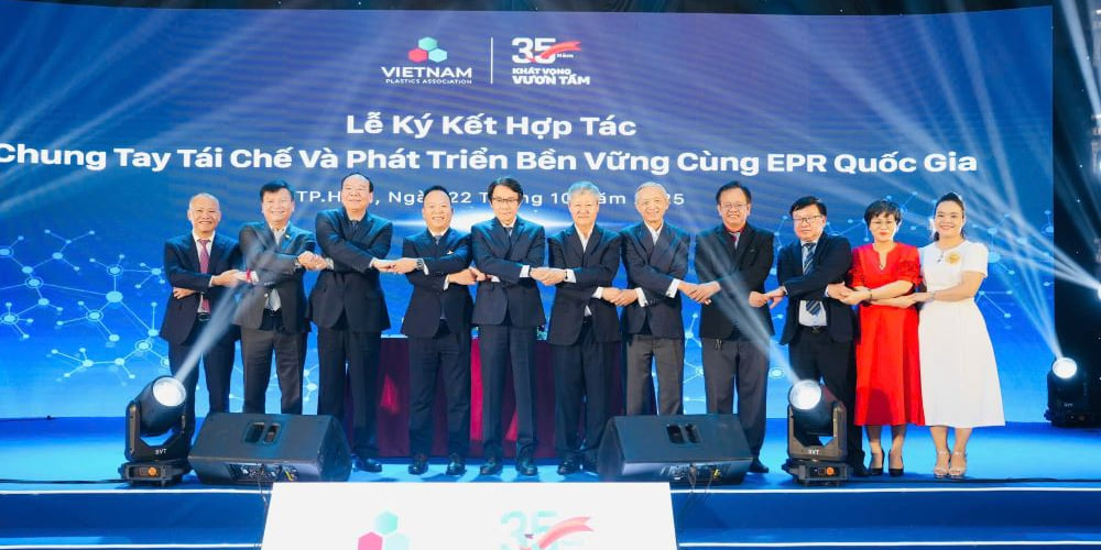 Đồng hành cùng doanh nghiệp ngành nhựa