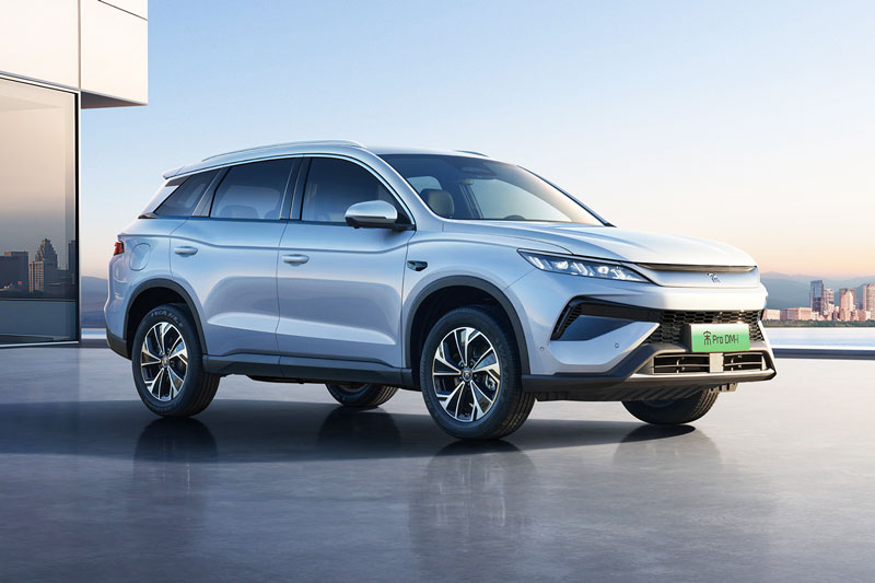 SUV hạng C động cơ PHEV, tiêu thụ 3,2 lít xăng/100 km, giá gần 380 triệu đồng