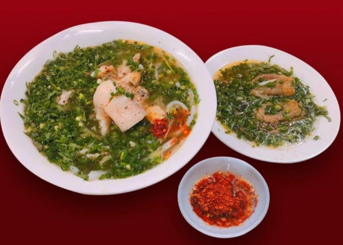 Món cháo ăn bằng đũa của Quảng Trị. Ảnh: Báo Người lao động Món cháo ăn bằng đũa của Quảng Trị. Ảnh: Báo Người lao động