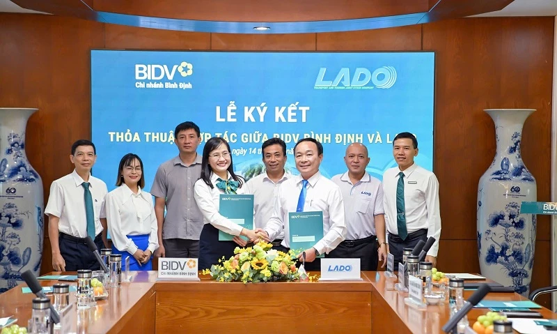 BIDV Bình Định hợp tác thúc đẩy chuyển đổi xanh, thanh toán số BIDV Bình Định hợp tác thúc đẩy chuyển đổi xanh, thanh toán số