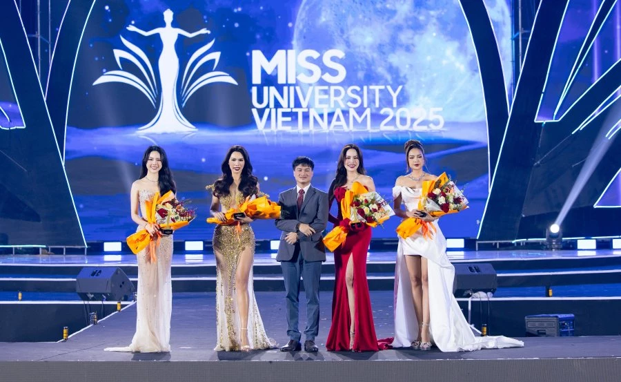 Các mentor trong chương trình. Các mentor trong chương trình.