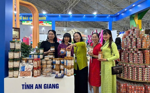 Hội chợ Mùa thu 2025: Điểm nhấn gian hàng tỉnh An Giang