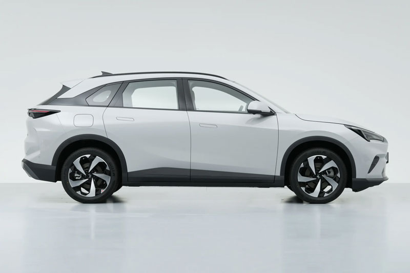 SUV hạng C công suất 272 mã lực, trang bị tiên tiến, giá hơn 420 triệu đồng