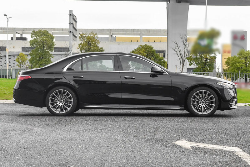 Mercedes-Benz S-Class 2026 trình làng, giá từ 3,330 tỷ đồng