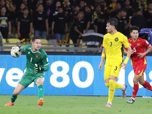 ĐT Việt Nam ‘nín thở’ chờ phán quyết chính thức của FIFA về vụ nhập tịch cầu thủ Malaysia