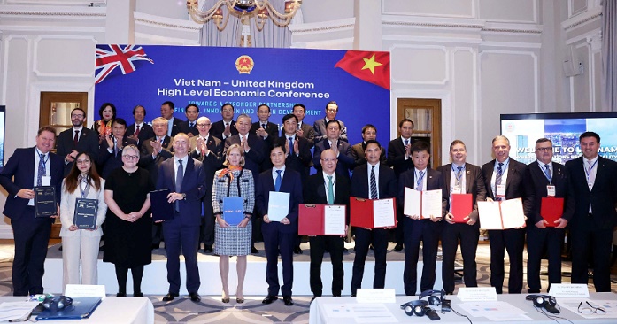 Doanh nghiệp Việt chuyển đổi số cho câu lạc bộ Chelsea