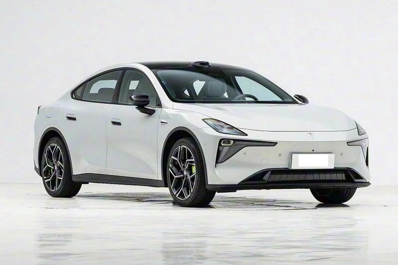 Deepal L06 2026. Deepal L06 2026.