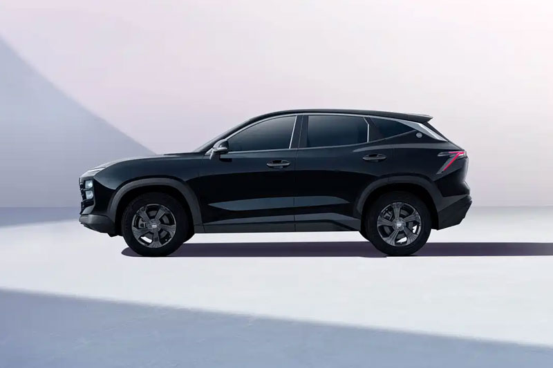 SUV hạng SUV động cơ tăng áp, ngoại hình hầm hố, giá bán đáng chú ý 