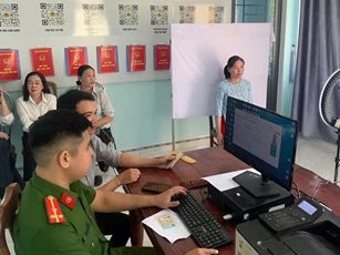 Gia Lai tích cực triển khai thẻ đảng viên gắn chip, hiện đại hóa công tác Ðảng