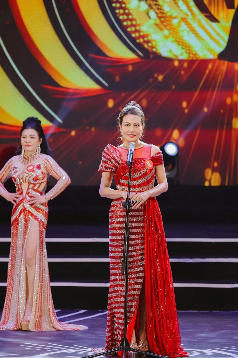 Phần thi ứng xử của Nguyễn Kim Ngọc. Phần thi ứng xử của Nguyễn Kim Ngọc.