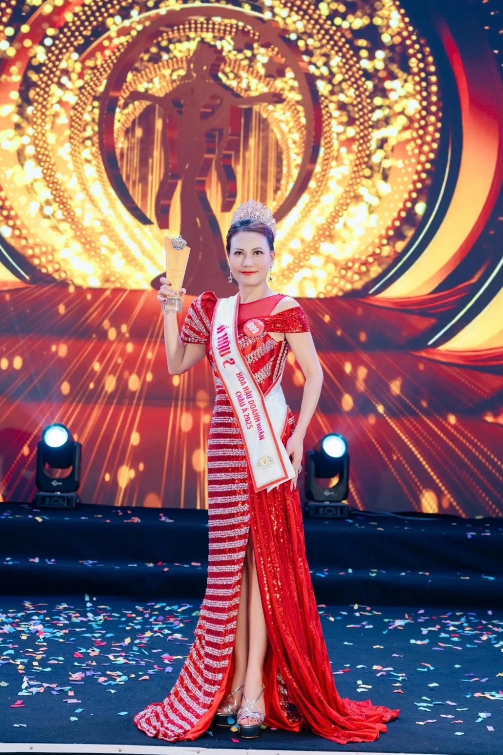 Tân Á hậu 2 - Hoa hậu Doanh nhân Châu Á 2025 Nguyễn Kim Ngọc Tân Á hậu 2 - Hoa hậu Doanh nhân Châu Á 2025 Nguyễn Kim Ngọc