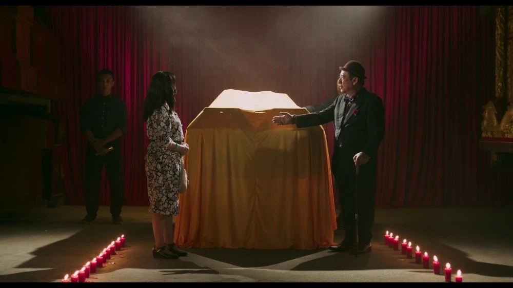 Hình ảnh trong phim. Hình ảnh trong phim.