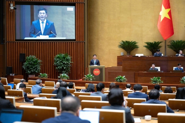 &#x110;&#x1ECB;nh danh ng&#x1B0;&#x1EDD;i b&#xE1;n h&#xE0;ng tr&#xEA;n n&#x1EC1;n t&#x1EA3;ng xuy&#xEA;n bi&#xEA;n gi&#x1EDB;i