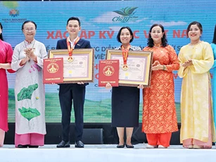 Sự kiện chế biến món ăn chay từ sen xác lập kỷ lục Việt Nam