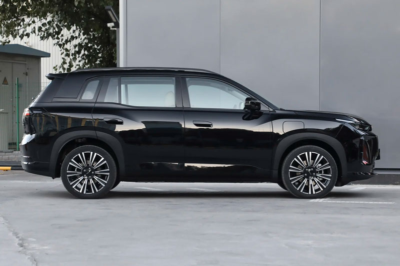 SUV hạng C đẹp long lanh, công suất 241 mã lực, siêu tiết kiệm xăng, giá gần 470 triệu đồng