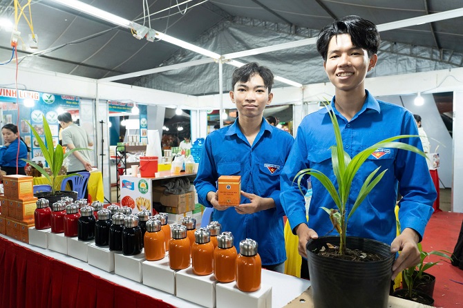 Doanh nghiệp lan tỏa thương hiệu qua lễ hội Ok Om Bok