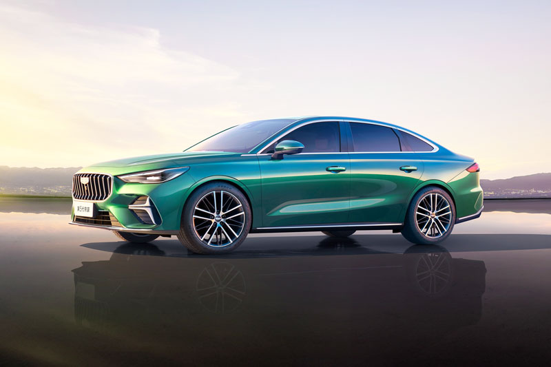 Xe sedan hạng C động cơ tăng áp, giá hơn 250 triệu đồng