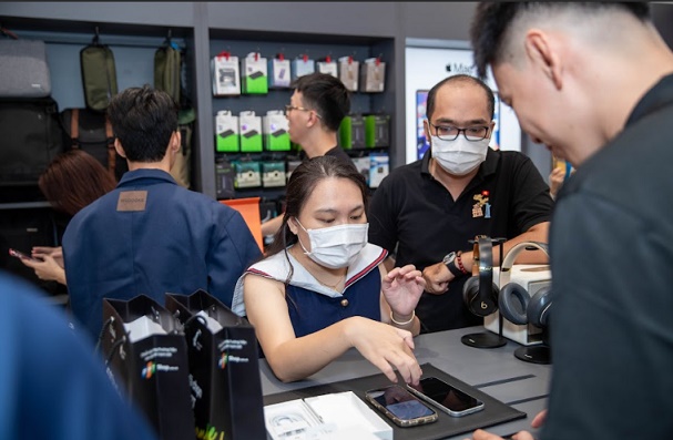 Nhà bán lẻ ứng dụng công nghệ định giá tự động iPhone cũ