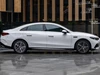 Mercedes-Benz giới thiệu xe điện công suất 268 mã lực, giá gần 1 tỷ đồng