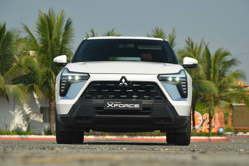 Loạt xe Mitsubishi giảm giá mạnh trong tháng 11/2025