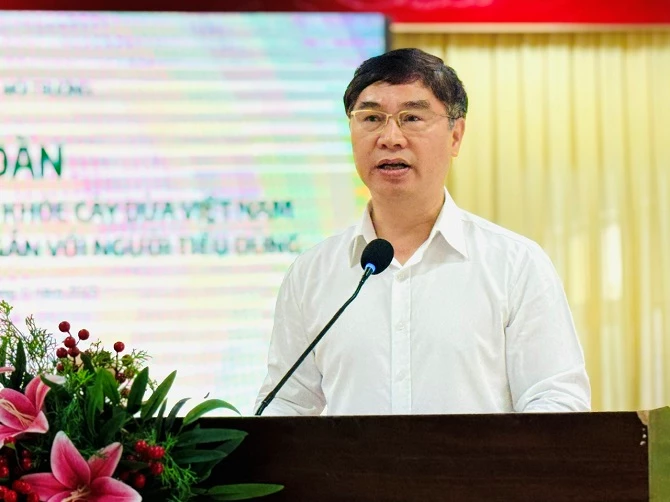 Phó Cục trưởng Cục Trồng trọt và Bảo vệ thực vật (Bộ Nông nghiệp và Môi trường) Nguyễn Quý Dương Phó Cục trưởng Cục Trồng trọt và Bảo vệ thực vật (Bộ Nông nghiệp và Môi trường) Nguyễn Quý Dương