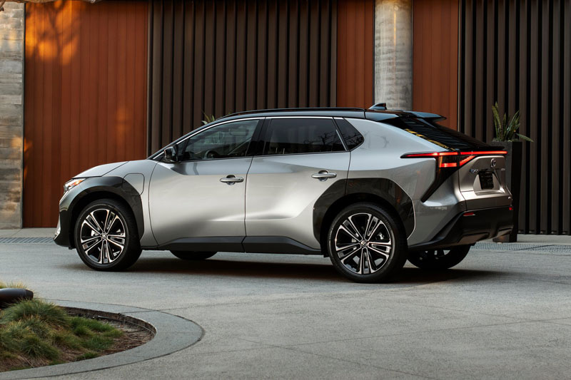 SUV Toyota công suất 343 mã lực, giá hơn 1,2 tỷ đồng