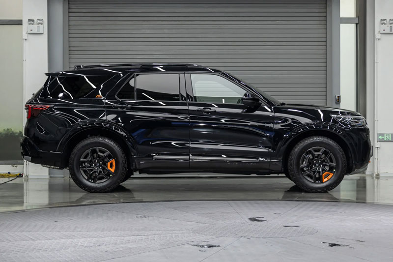 Ford giới thiệu SUV thiết kế hầm hố, giá gần 1,4 tỷ đồng, so kè với Hyundai Palisade