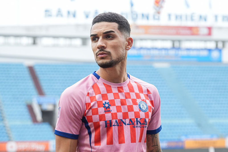 Đỗ Hoàng Hên lên tiếng về khả năng khoác áo ĐT Việt Nam