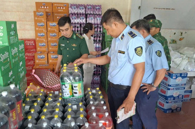 An Giang mở cao điểm kiểm tra hàng hóa phục vụ Tết