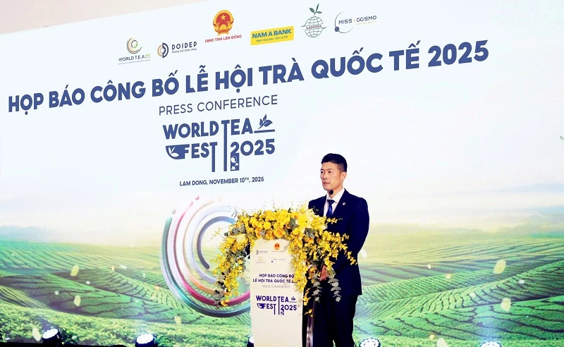 Ông Mori Kazuki - Tổng Giám đốc Công ty Cổ phần Chè Lâm Đồng, phát biểu tại buổi họp báo.